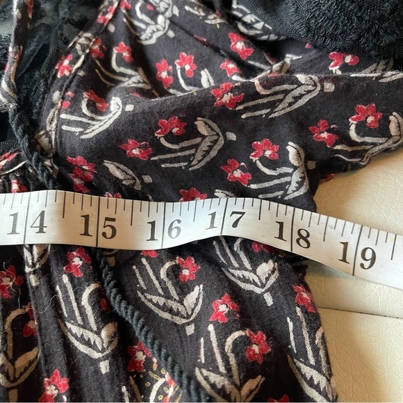 Free People Nomad Child Boho Floral Lace Tunic XS oversized - Picture 10 of 16